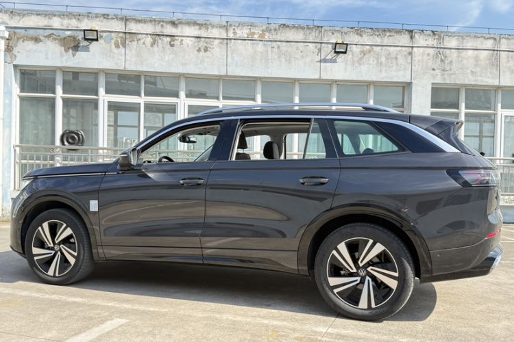 Used Volkswagen Tavendor 2023 380TSI Four-Wheel Drive R-Line Cruise Edition Exterior 3