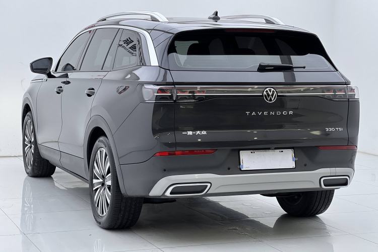 Used Volkswagen Tavendor 2023 330TSI Luxury Touring Edition Exterior 3
