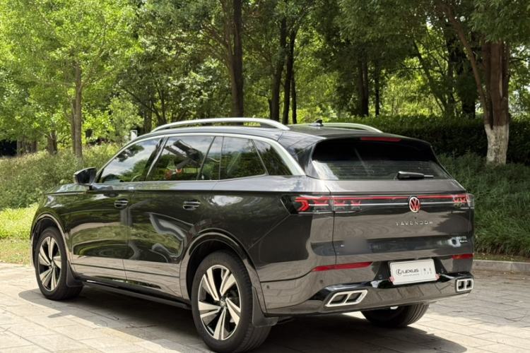 Used Volkswagen Tavendor 2023 380TSI Four-Wheel Drive R-Line Cruise Edition Exterior 3