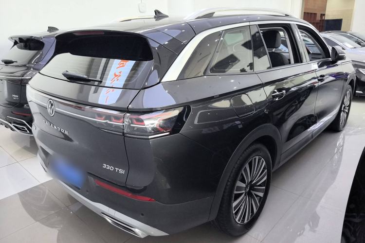 Used Volkswagen Tavendor 2023 330TSI Luxury Touring Edition Exterior 4
