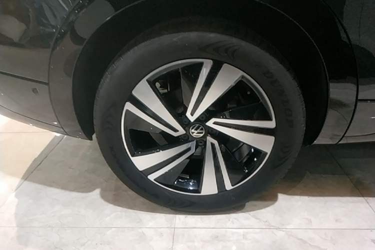 Used Volkswagen Tavendor 2023 380TSI Four-Wheel Drive R-Line Cruise Edition Exterior 5