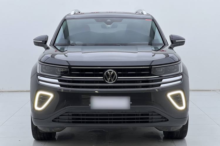 Used Volkswagen Tavendor 2023 330TSI Luxury Touring Edition Exterior 6