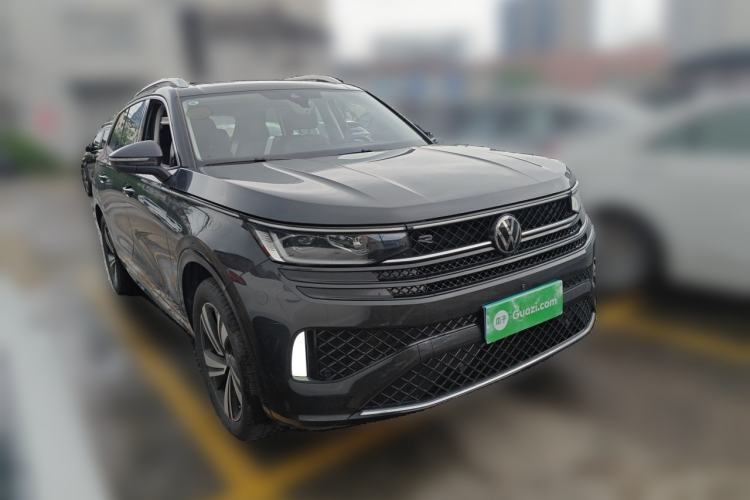 Used Volkswagen Tavendor 2023 380TSI Four-Wheel Drive R-Line Cruise Edition Front Right 45 Deg