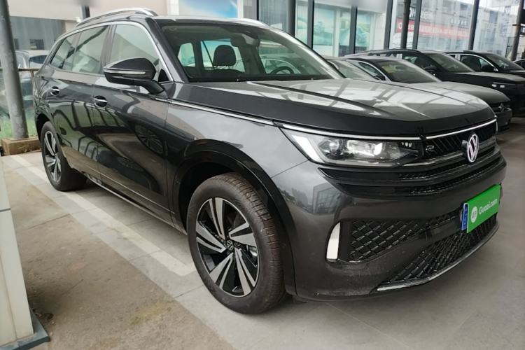 Used Volkswagen Tavendor 2023 380TSI Four-Wheel Drive R-Line Cruise Edition Front Right 45 Deg