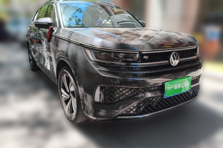 Used Volkswagen Tavendor 2023 380TSI Four-Wheel Drive R-Line Cruise Edition Front Right 45 Deg