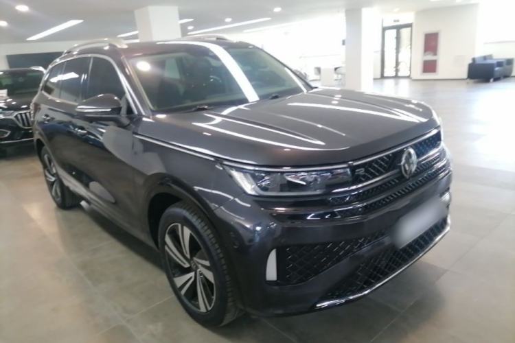 Used Volkswagen Tavendor 2023 380TSI Four-Wheel Drive R-Line Cruise Edition Front Right 45 Deg