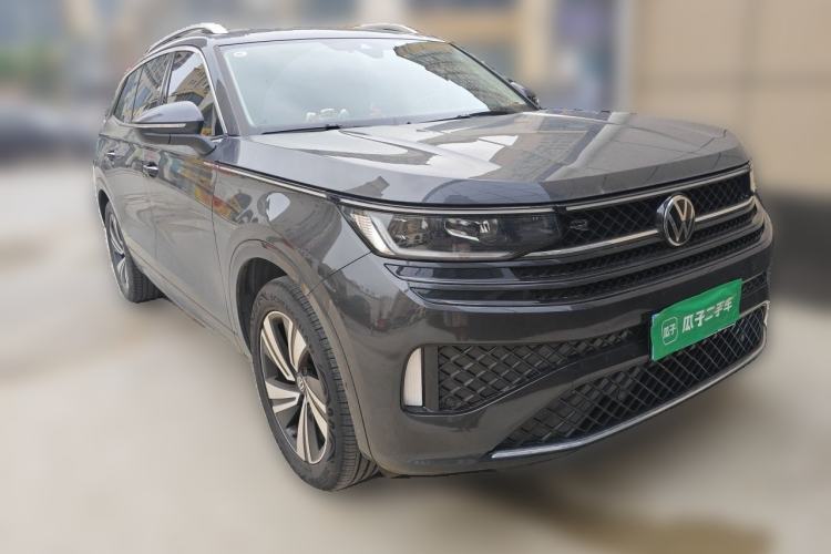 Used Volkswagen Tavendor 2023 380TSI Four-Wheel Drive R-Line Cruise Edition Front Right 45 Deg