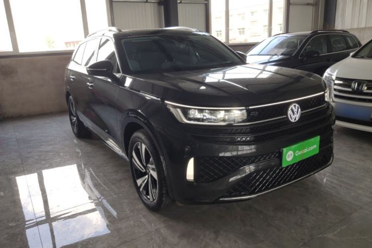 Used Volkswagen Tavendor 2023 380TSI Four-Wheel Drive R-Line Cruise Edition Front Right 45 Deg
