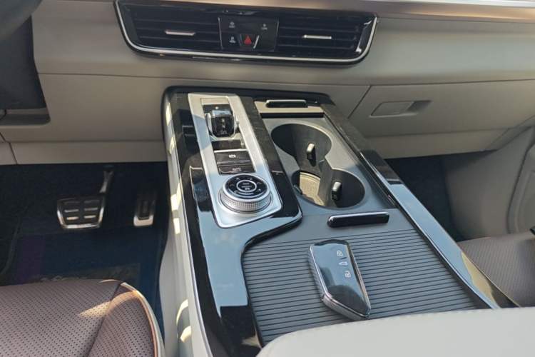 Used Volkswagen Tavendor 2023 380TSI Four-Wheel Drive R-Line Cruise Edition Gear Lever
