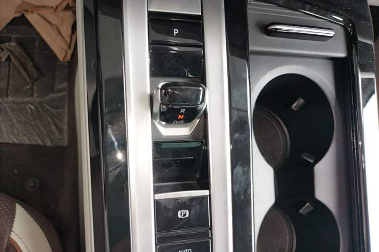 Used Volkswagen Tavendor 2023 380TSI Four-Wheel Drive R-Line Cruise Edition Gear Lever