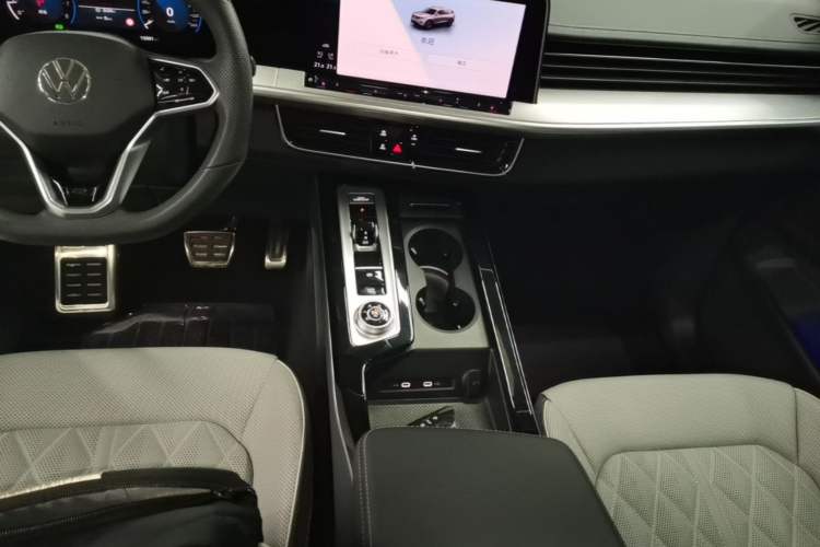 Used Volkswagen Tavendor 2023 380TSI Four-Wheel Drive R-Line Cruise Edition Gear Lever