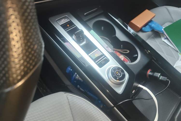 Used Volkswagen Tavendor 2023 380TSI Four-Wheel Drive R-Line Cruise Edition Gear Lever