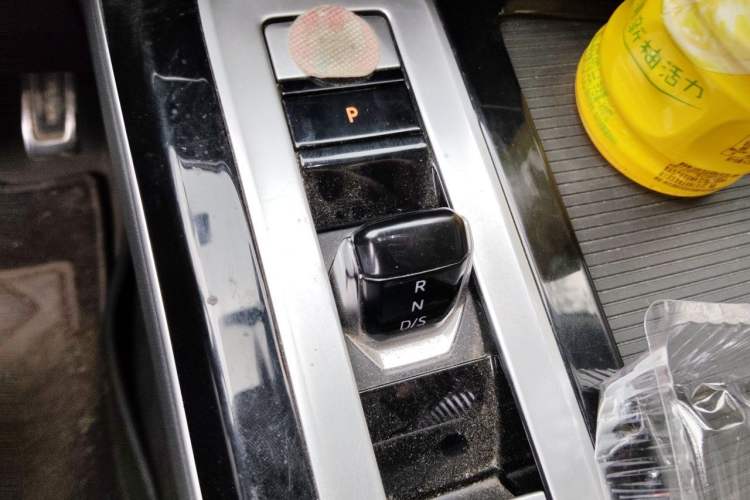 Used Volkswagen Tavendor 2023 380TSI Four-Wheel Drive R-Line Cruise Edition Gear Lever