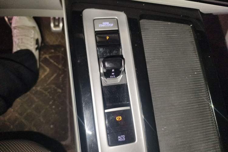 Used Volkswagen Tavendor 2023 380TSI Four-Wheel Drive R-Line Cruise Edition Gear Lever