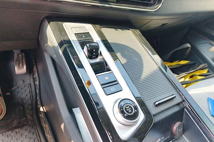 Used Volkswagen Tavendor 2023 380TSI Four-Wheel Drive R-Line Cruise Edition Gear Lever