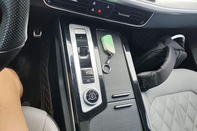 Used Volkswagen Tavendor 2023 380TSI Four-Wheel Drive R-Line Cruise Edition Gear Lever
