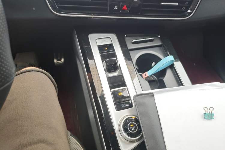 Used Volkswagen Tavendor 2023 380TSI Four-Wheel Drive R-Line Cruise Edition Gear Lever