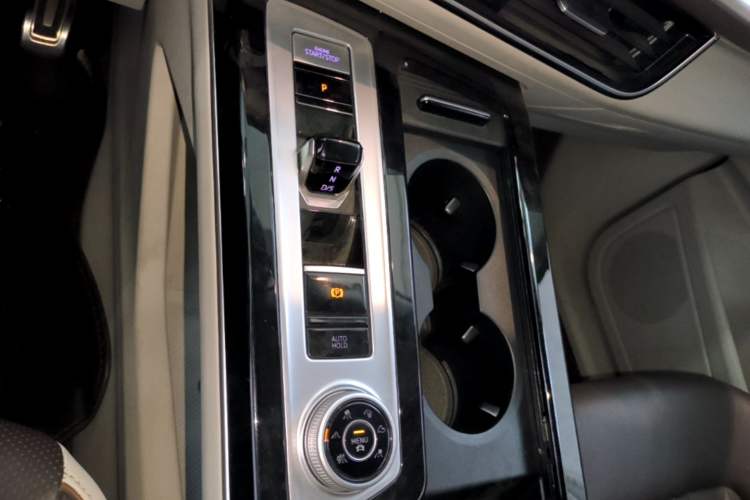 Used Volkswagen Tavendor 2023 380TSI Four-Wheel Drive R-Line Cruise Edition Gear Lever