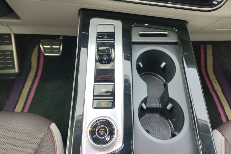 Used Volkswagen Tavendor 2023 380TSI Four-Wheel Drive R-Line Cruise Edition Gear Lever
