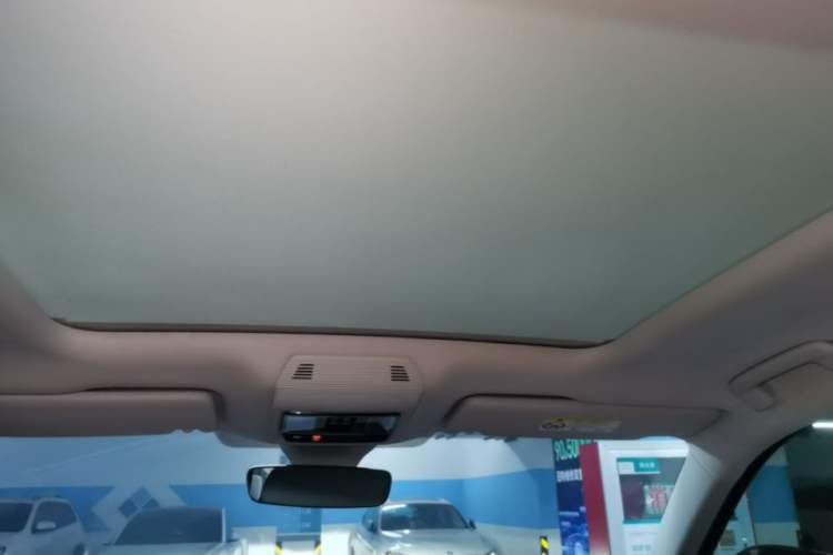 Used Volkswagen Tavendor 2023 380TSI Four-Wheel Drive R-Line Cruise Edition Headliner