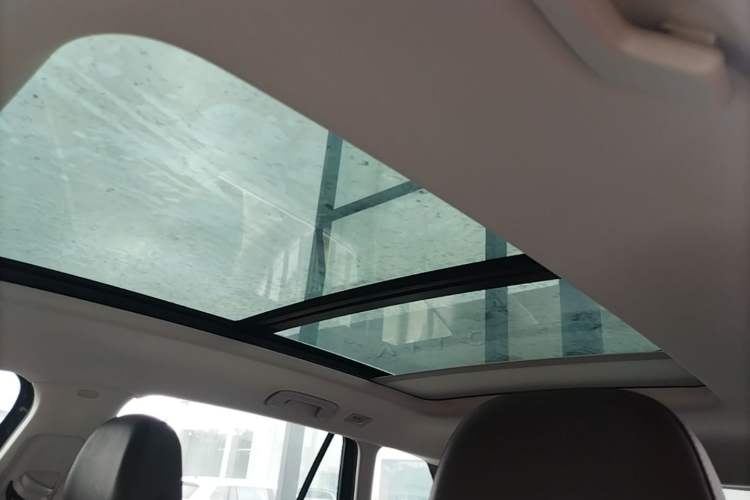 Used Volkswagen Tavendor 2023 380TSI Four-Wheel Drive R-Line Cruise Edition Headliner