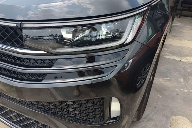 Used Volkswagen Tavendor 2023 380TSI Four-Wheel Drive R-Line Cruise Edition Left Front Headlight