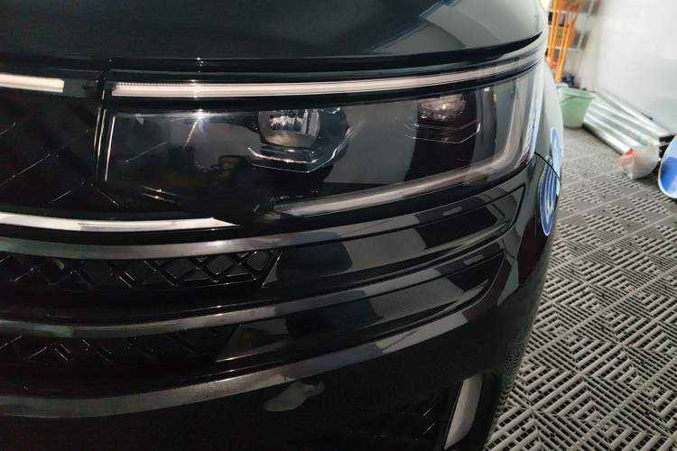 Used Volkswagen Tavendor 2023 380TSI Four-Wheel Drive R-Line Cruise Edition Left Front Headlight