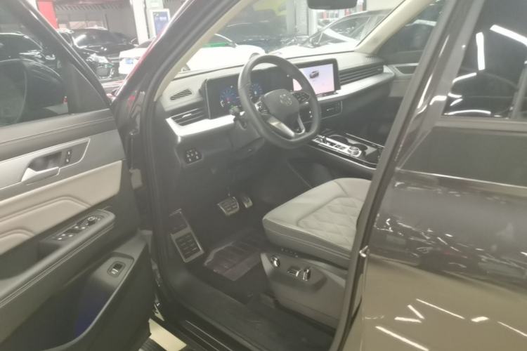 Used Volkswagen Tavendor 2023 380TSI Four-Wheel Drive R-Line Cruise Edition Left Front Seat