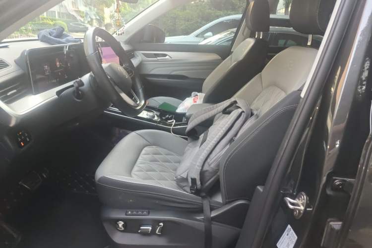 Used Volkswagen Tavendor 2023 380TSI Four-Wheel Drive R-Line Cruise Edition Left Front Seat