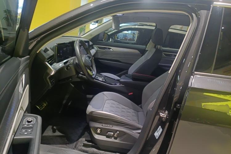 Used Volkswagen Tavendor 2023 380TSI Four-Wheel Drive R-Line Cruise Edition Left Front Seat