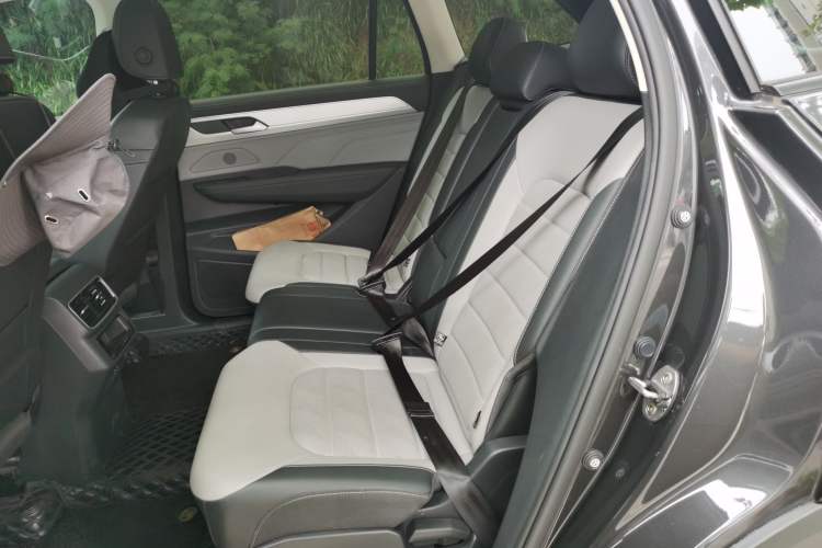Used Volkswagen Tavendor 2023 330TSI Luxury Touring Edition Left Rear Seat