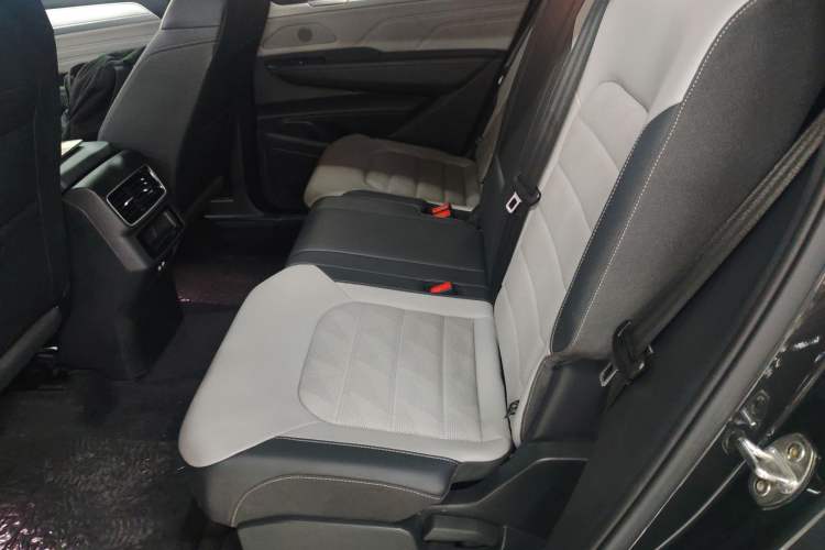 Used Volkswagen Tavendor 2023 330TSI Luxury Touring Edition Left Rear Seat