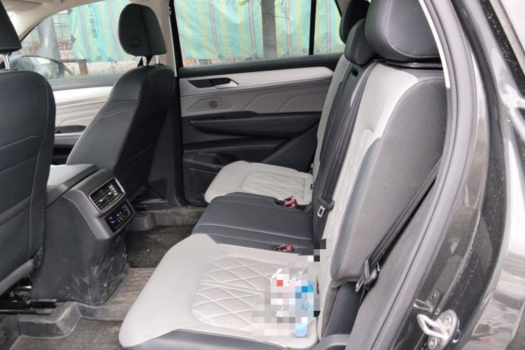 Used Volkswagen Tavendor 2023 380TSI Four-Wheel Drive R-Line Cruise Edition Left Rear Seat