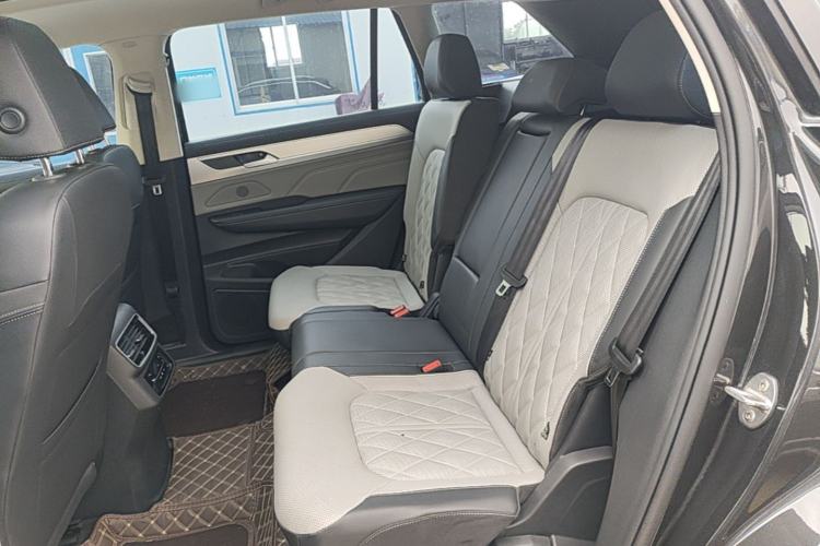 Used Volkswagen Tavendor 2023 380TSI Four-Wheel Drive R-Line Cruise Edition Left Rear Seat