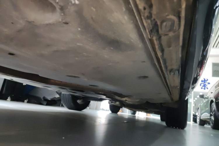 Used Volkswagen Tavendor 2023 380TSI Four-Wheel Drive R-Line Cruise Edition Left Side Sill