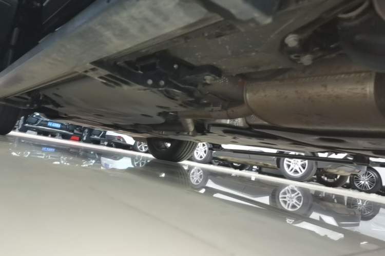 Used Volkswagen Tavendor 2023 380TSI Four-Wheel Drive R-Line Cruise Edition Left Side Sill