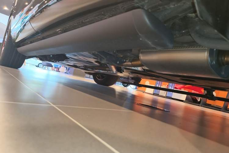 Used Volkswagen Tavendor 2023 380TSI Four-Wheel Drive R-Line Cruise Edition Left Side Sill