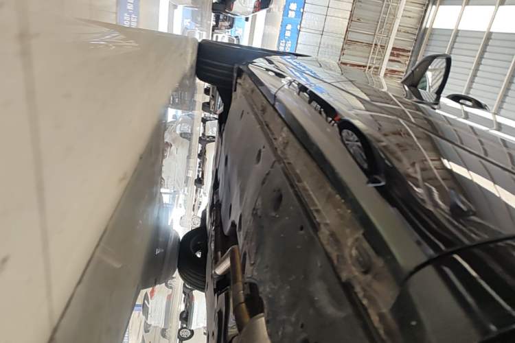 Used Volkswagen Tavendor 2023 380TSI Four-Wheel Drive R-Line Cruise Edition Left Side Sill