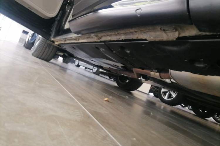 Used Volkswagen Tavendor 2023 380TSI Four-Wheel Drive R-Line Cruise Edition Left Side Sill