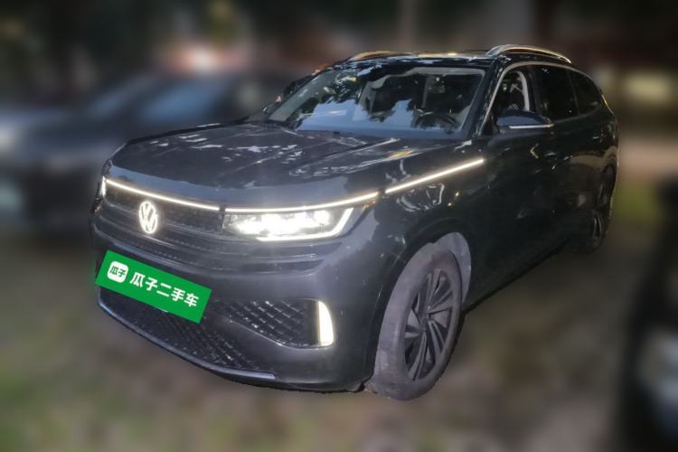 Volkswagen Tavendor 2023 380TSI Four-Wheel Drive R-Line Cruise Edition usata Guazi used car, China used car export, Used car for sale, Used cars, Cheapest cars for sale