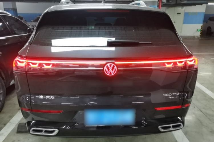 Used Volkswagen Tavendor 2023 380TSI Four-Wheel Drive R-Line Cruise Edition Rear