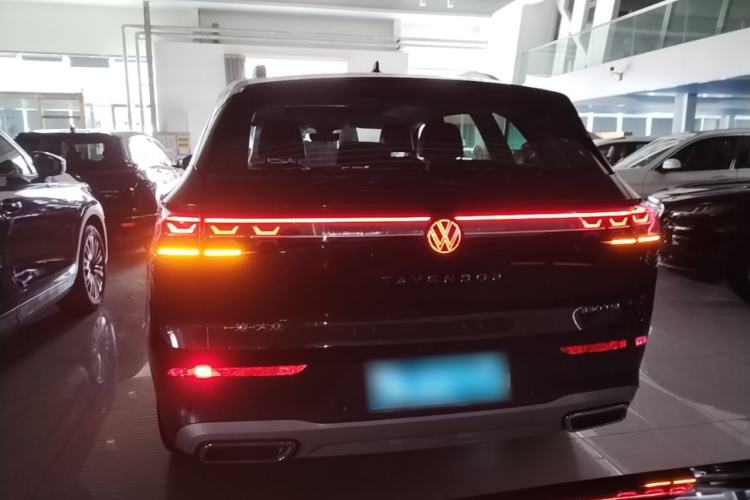 Used Volkswagen Tavendor 2023 330TSI Luxury Touring Edition Rear