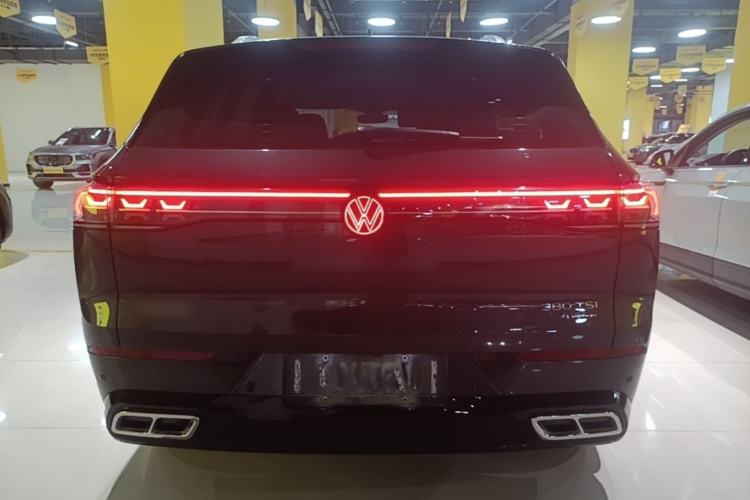 Used Volkswagen Tavendor 2023 380TSI Four-Wheel Drive R-Line Cruise Edition Rear