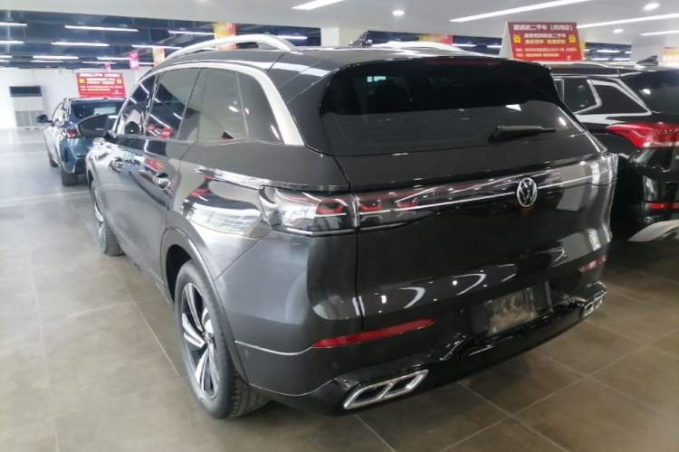 Used Volkswagen Tavendor 2023 380TSI Four-Wheel Drive R-Line Cruise Edition Rear Left 45 Deg