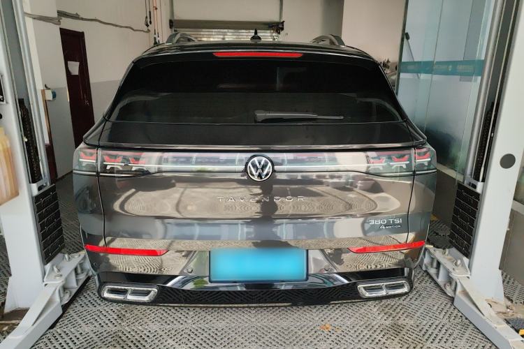 Used Volkswagen Tavendor 2023 380TSI Four-Wheel Drive R-Line Cruise Edition Rear