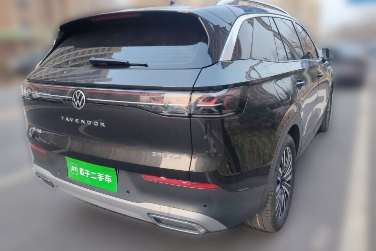 Used Volkswagen Tavendor 2023 330TSI Luxury Touring Edition Rear Right 45 Deg