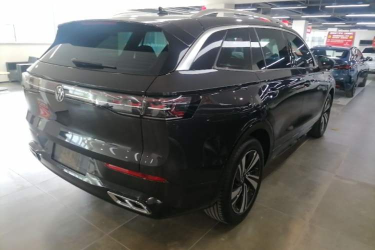 Used Volkswagen Tavendor 2023 380TSI Four-Wheel Drive R-Line Cruise Edition Rear Right 45 Deg