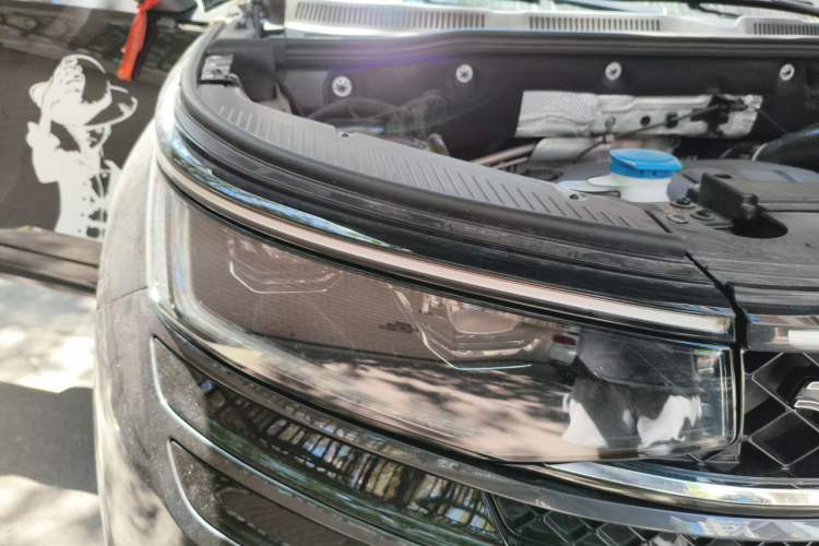 Used Volkswagen Tavendor 2023 380TSI Four-Wheel Drive R-Line Cruise Edition Right Front Headlight