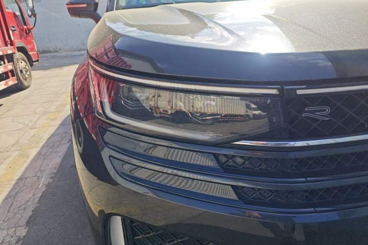 Used Volkswagen Tavendor 2023 380TSI Four-Wheel Drive R-Line First Edition Right Front Headlight