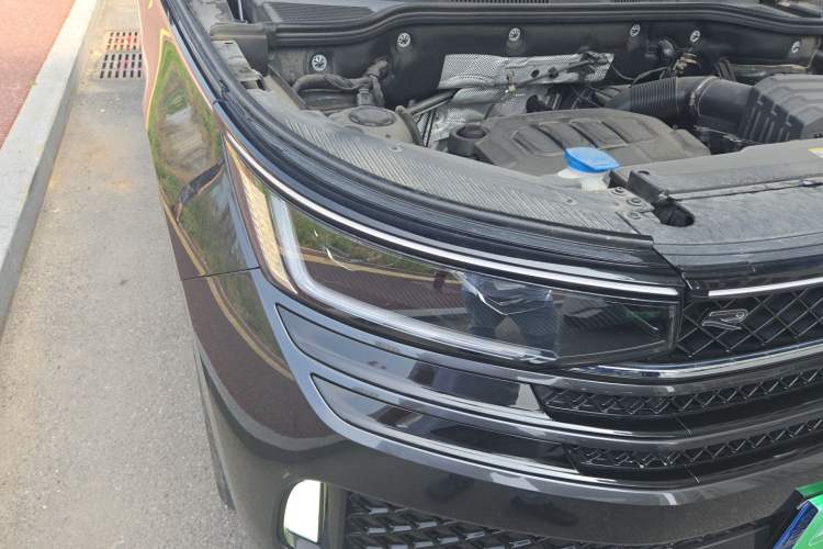 Used Volkswagen Tavendor 2023 380TSI Four-Wheel Drive R-Line Cruise Edition Right Front Headlight